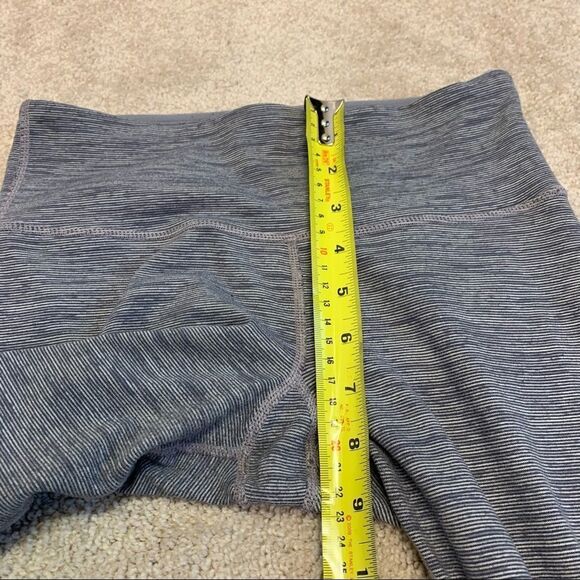 Lululemon heathered gray special edition Wunder under Long cuff leggings size 4 - Picture 12 of 13